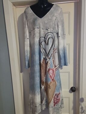 Women's Heart Print V-Neck Long Sleeve Dress in Blue and Cream